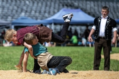 2. Mai 2026. Schwingen - Emmentalischer Nachwuchsschwingertag Oberdiessbach 1.-3. Mai 2026. Matz Siegenthaler gegen Gian Michel Flühmann. (Bild: Rolf Eicher)