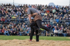 3. Mai 2026. Schwingen - Emmentalisches Schwingfest Oberdiessbach 1.-3. Mai 2026.  Cedric Eicher gegen Valentin Vogelsanger (Bild: Rolf Eicher)