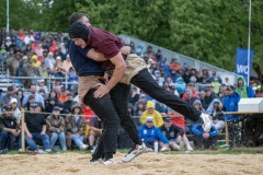 3. Mai 2026. Schwingen - Emmentalisches Schwingfest Oberdiessbach 1.-3. Mai 2026.  Matthieu Burger gegen Michael Moser (Bild: Rolf Eicher)