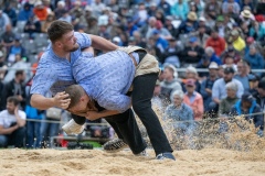 3. Mai 2026. Schwingen - Emmentalisches Schwingfest Oberdiessbach 1.-3. Mai 2026.  Dario Gerber gegen Silvan Trittibach  (Bild: Rolf Eicher)