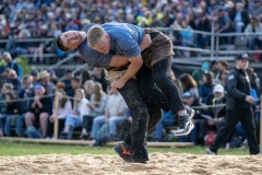 3. Mai 2026. Schwingen - Emmentalisches Schwingfest Oberdiessbach 1.-3. Mai 2026.  Timon Stucki gegen Simon Seematter  (Bild: Rolf Eicher)
