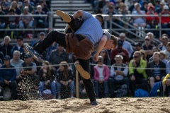 3. Mai 2026. Schwingen - Emmentalisches Schwingfest Oberdiessbach 1.-3. Mai 2026.  Maik Vollenweider gegen Valentin Vogelsanger (Bild: Rolf Eicher)