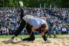 3. Mai 2026. Schwingen - Emmentalisches Schwingfest Oberdiessbach 1.-3. Mai 2026.  Matthias Aeschbacher gegen Matthieu Burger (Bild: Rolf Eicher)