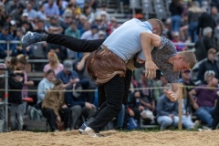 3. Mai 2026. Schwingen - Emmentalisches Schwingfest Oberdiessbach 1.-3. Mai 2026.  Remo Ruscht gegen Simon Dolder (Bild: Rolf Eicher)