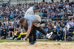 3. Mai 2026. Schwingen - Emmentalisches Schwingfest Oberdiessbach 1.-3. Mai 2026.  David Aebersold gegen Bernhard Kämpf (Bild: Rolf Eicher)