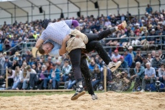 3. Mai 2026. Schwingen - Emmentalisches Schwingfest Oberdiessbach 1.-3. Mai 2026.  Adrian Klossner gegen Adrian Walther (Bild: Rolf Eicher)