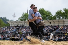 3. Mai 2026. Schwingen - Emmentalisches Schwingfest Oberdiessbach 1.-3. Mai 2026.  Etienne Burger gegen Marcel Stucki (Bild: Rolf Eicher)