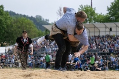 3. Mai 2026. Schwingen - Emmentalisches Schwingfest Oberdiessbach 1.-3. Mai 2026.  Etienne Burger gegen Marcel Stucki (Bild: Rolf Eicher)