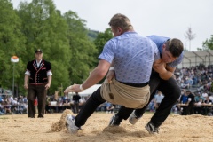 3. Mai 2026. Schwingen - Emmentalisches Schwingfest Oberdiessbach 1.-3. Mai 2026. Florian Mäusli gegen Ivan Thöni  (Bild: Rolf Eicher)